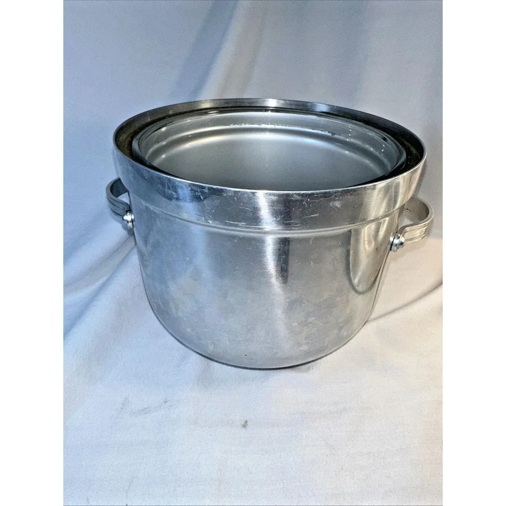 Vintage Buenilum & Pyrex Glass Lined Aluminum Ice Bucket w/ Lid Wooden Finial - Picture 7 of 12